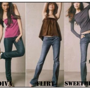 Old Navy jeans bootcut Flirt cut